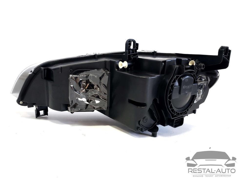 Передние фары BMW X5 E70 2010-2013 Bi-Xenon No Adaptive Европа