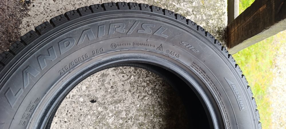 215/65R16 Falken zimowe 7-8 mm