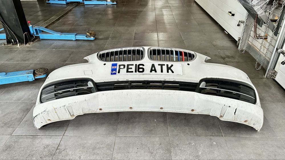 Бампер передній BMW F10 LCI ( рестайлінг)