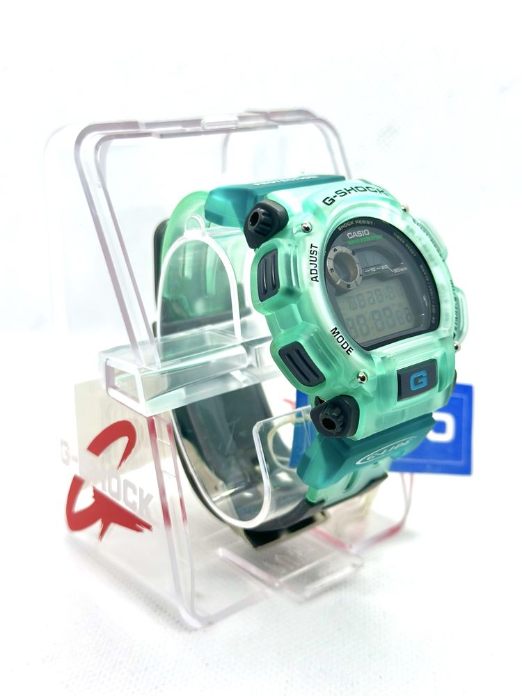 Casio G-Shok DW-9000S. New Old Stock!