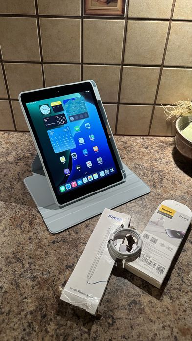Tablet iPad Apple Retina 10” - TOUCH ID - PROCREATE