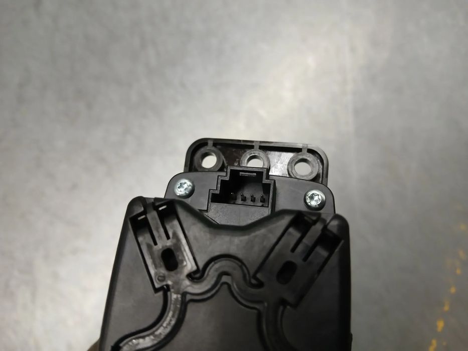 Comando / botão / interruptor multifunções MERCEDES-BENZ Classe A (W17