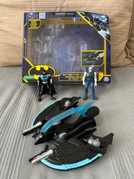 Batman - Bat-Tech Flyer e Mr. Freeze