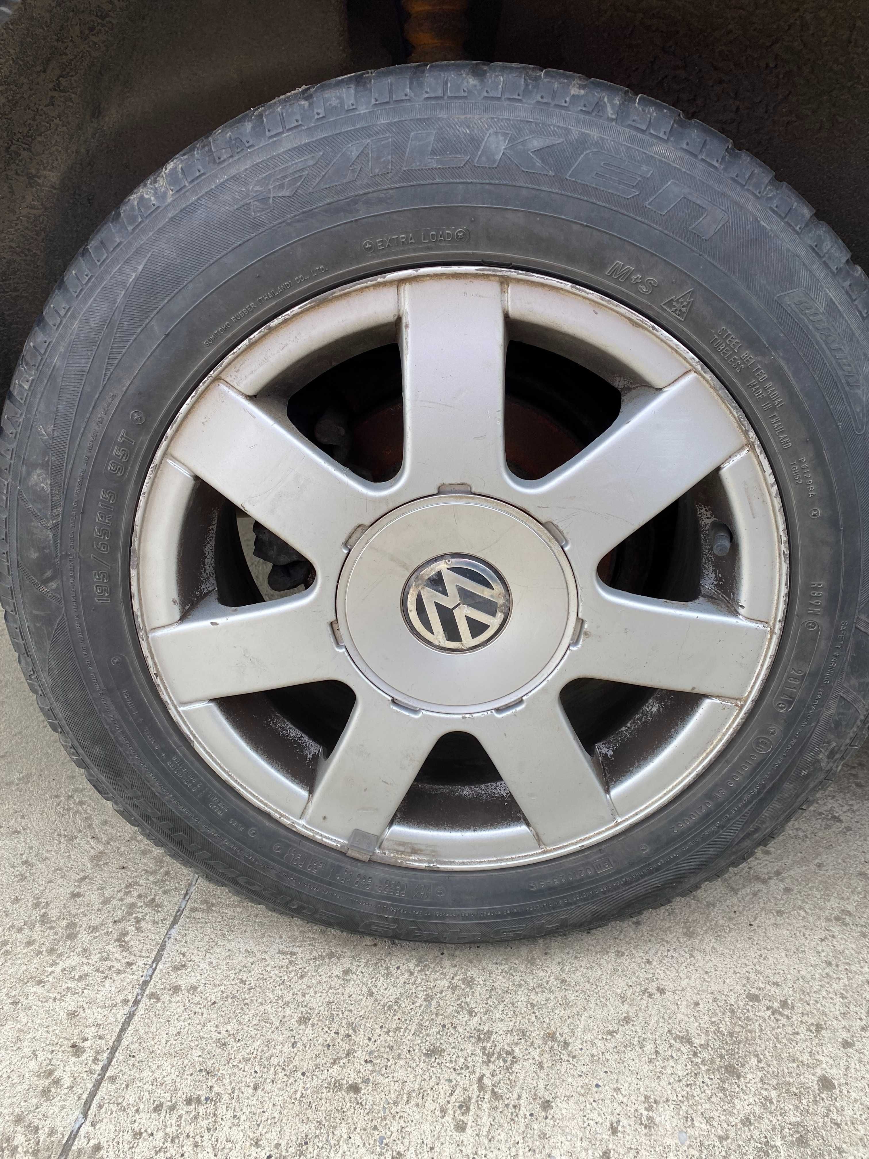 Koła Felgi Aluminiowe Z Oponami 195/65R15 Volkswagen Passat B5