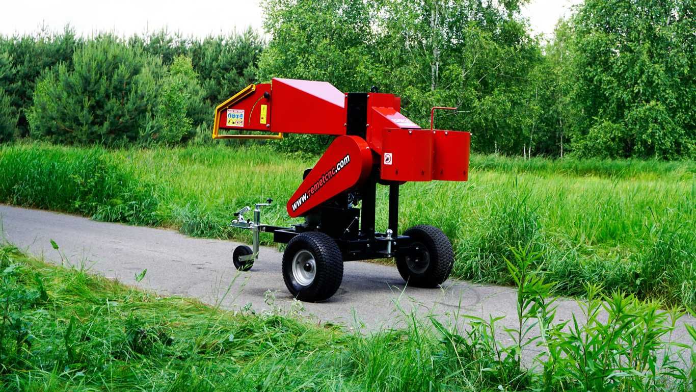 Rozdrabniacz spalinowy RĘBAK REMET RS-120 === super cena 9799==