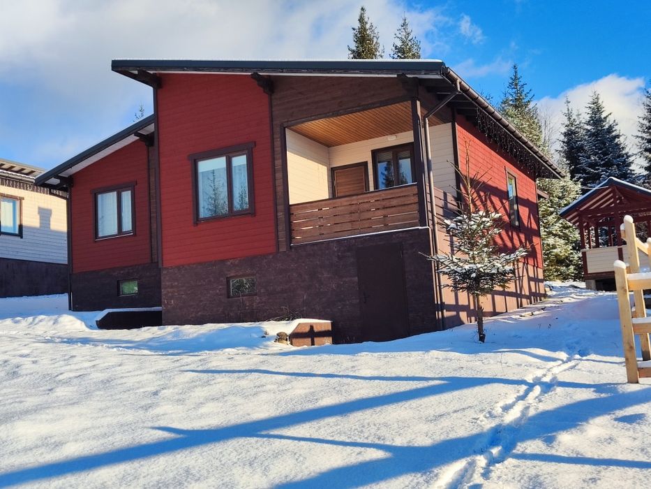 Свій будинок в Буковелі Яблуниця для життя та пасивного доходу