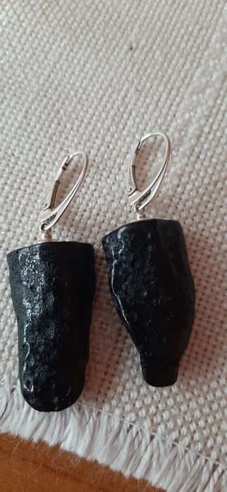 kolczyki z czarnego  bursztynu