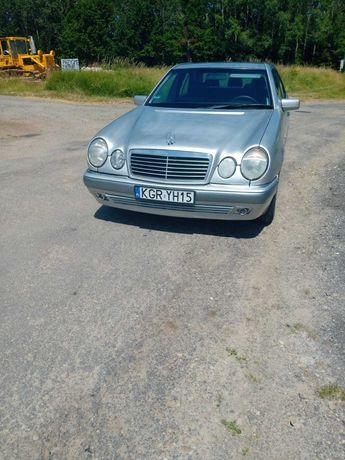 Mercedes Benz E Klasa W-210