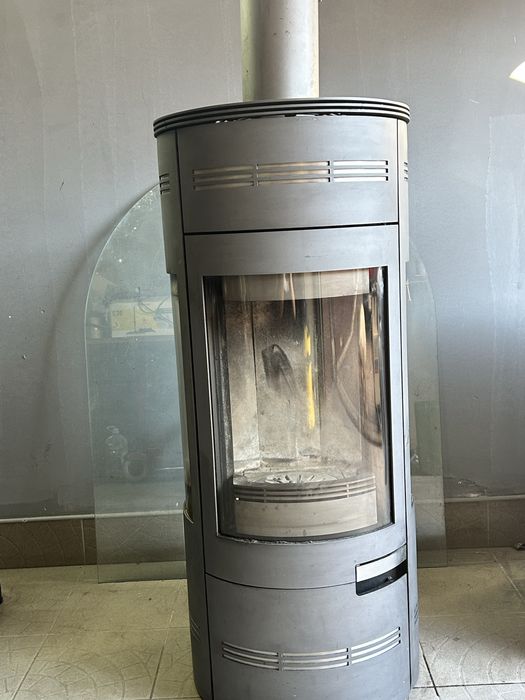 Камінофен дуже гарний привезений з Німеччини