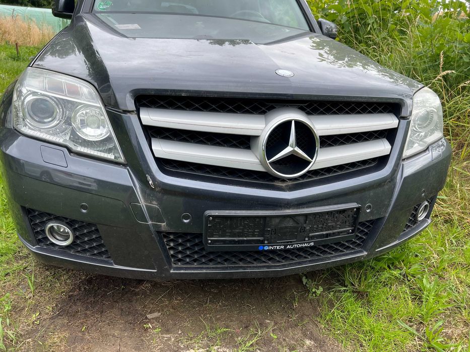 Mercedes GLK zderzak przód lakier C755