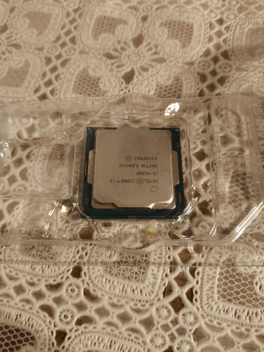 Procesor intel core 3 + chłodzenie procesora