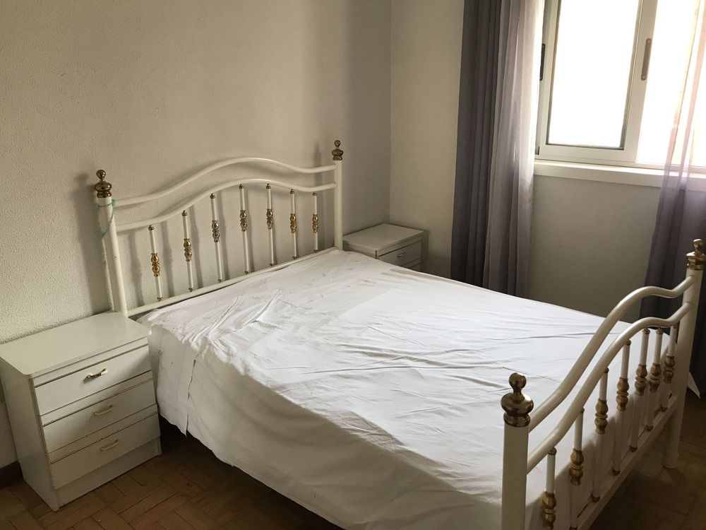 Conjunto roupeiro e cama
