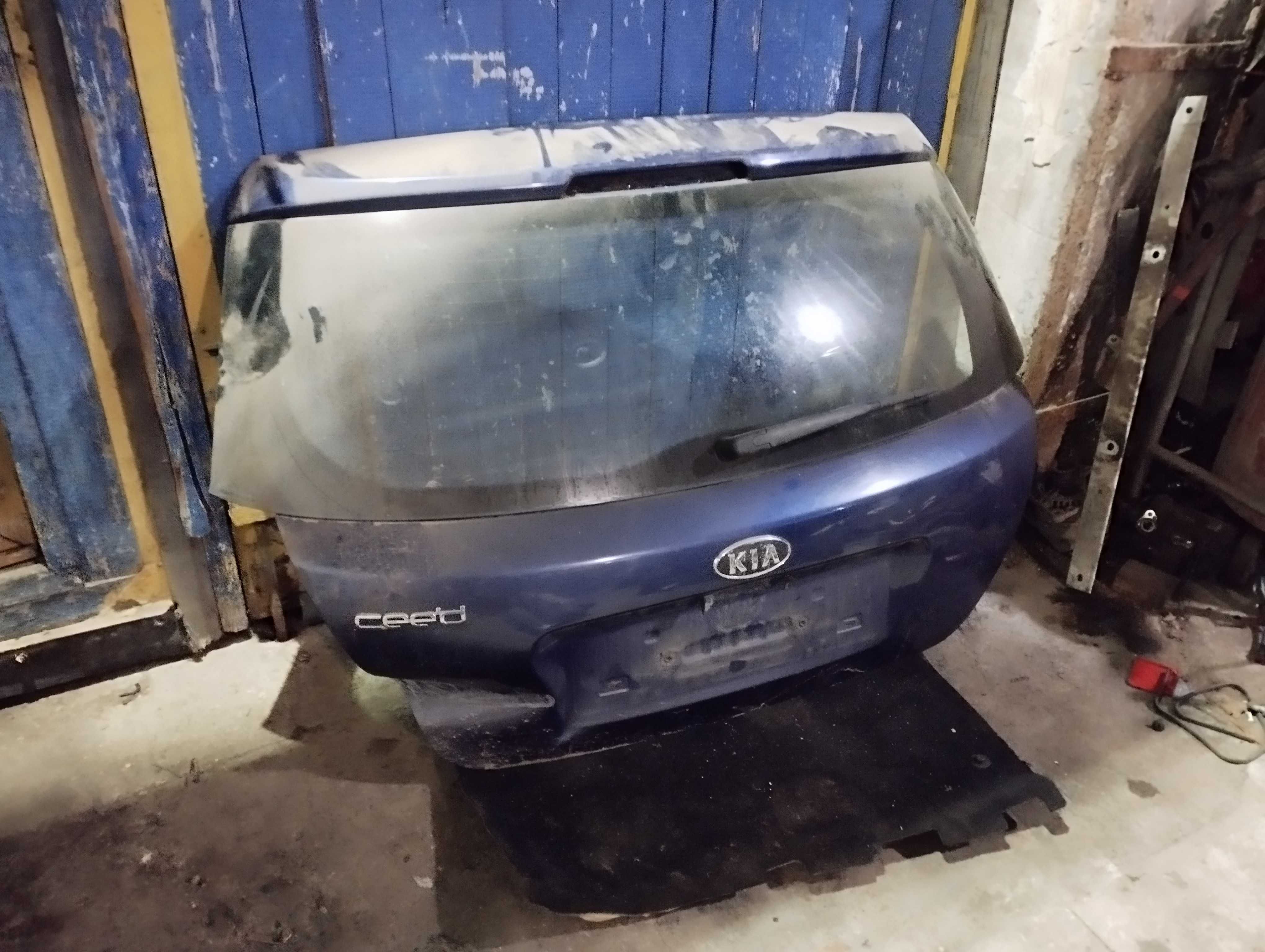 Ляда крышка багажника стекло дворник моторчик Kia Ceed задний