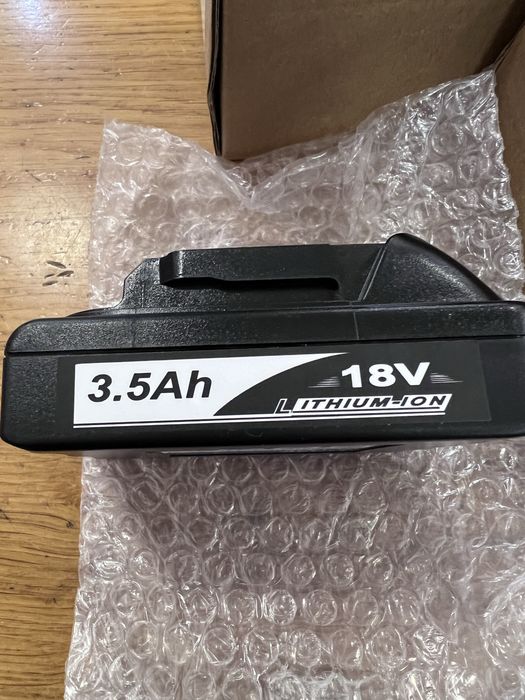 Bateria Makita BL1830 18V 3.5Ah - NOVO