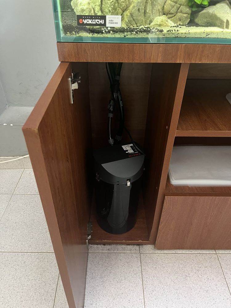 Aquario completo (215L)