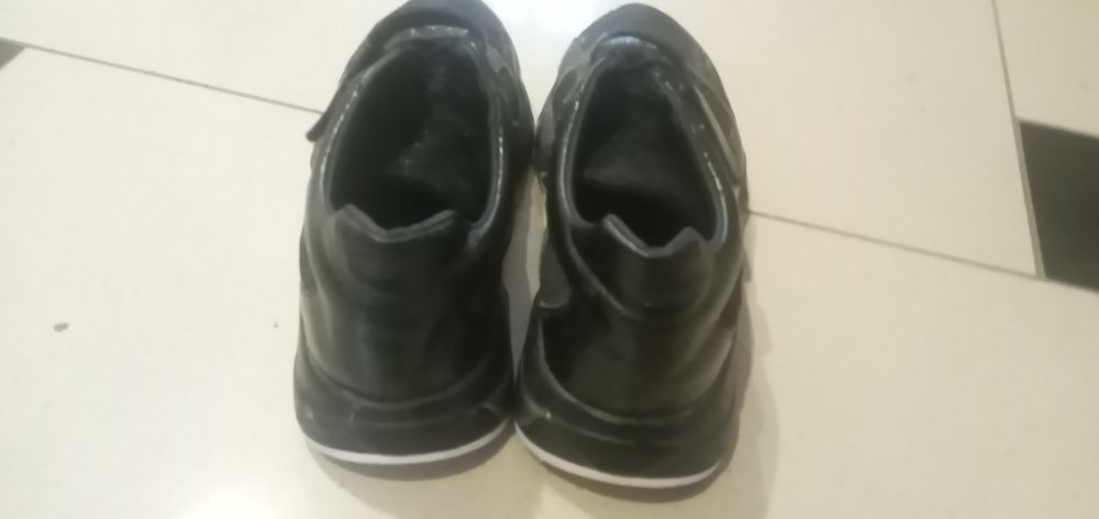 Кросівки для дівчинки 33-34р.