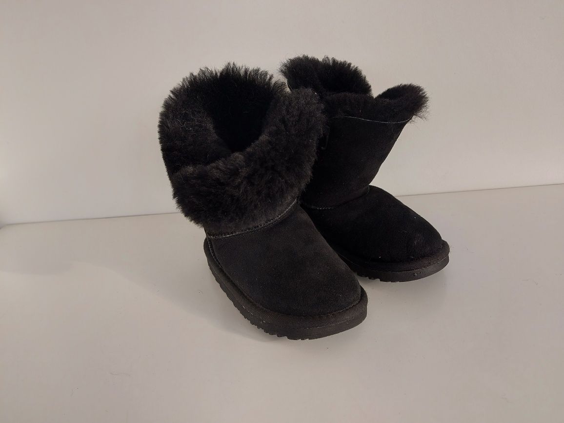 Buty dziecięce zimowe UGG Australia w rozmiarze 27