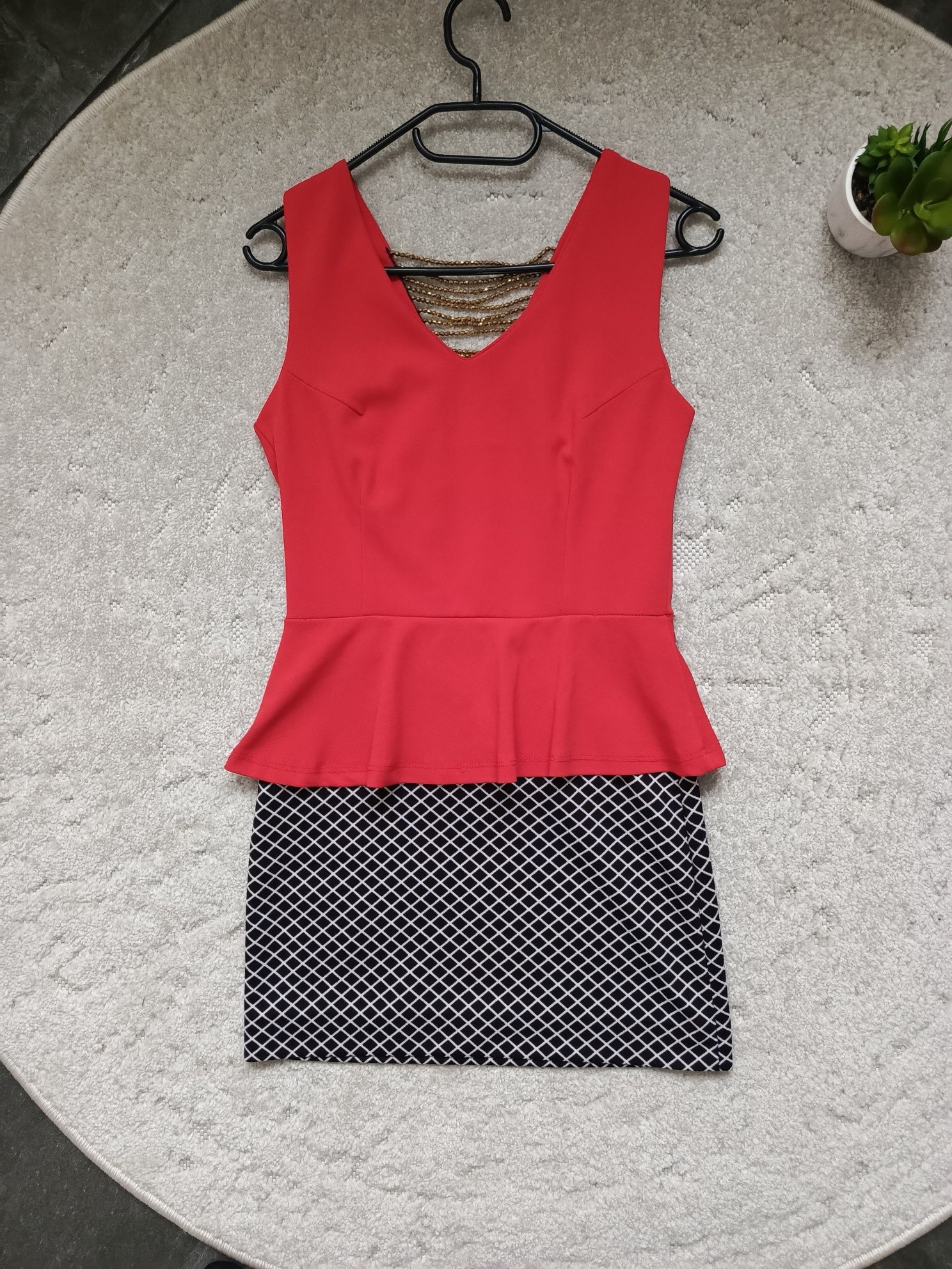 Elegancka sukienka Made in Italy, rozmiar S czerwone wesele walentynki