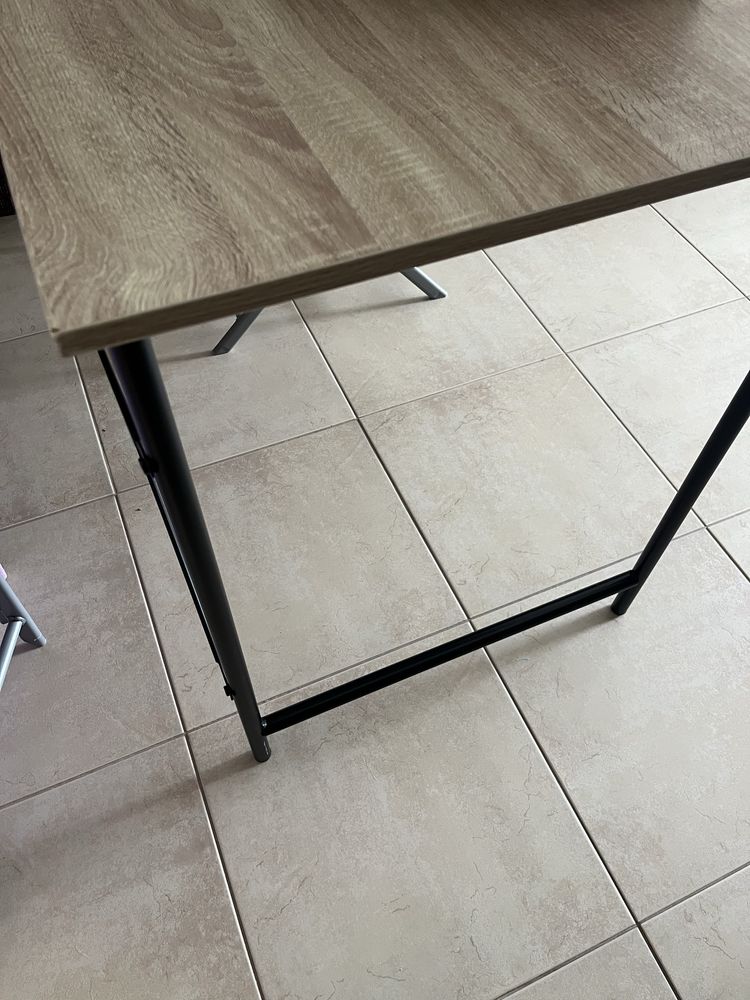 Mesa com conjunto 4 cadeiras