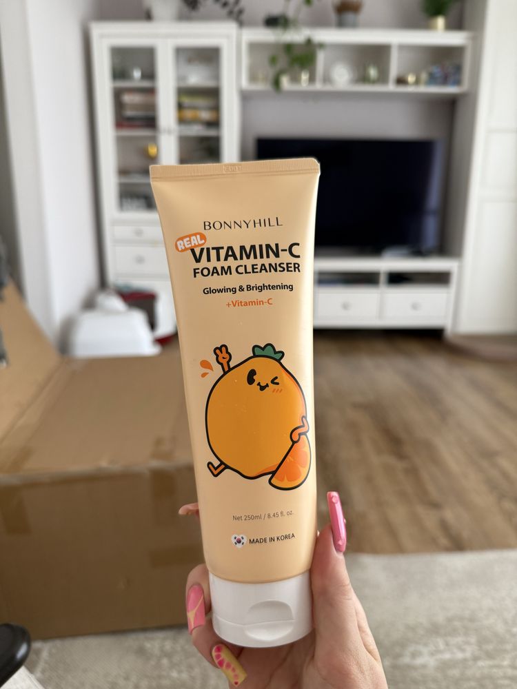 Bonnyhill Real vitamin C foam cleanser pianka
