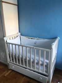 Дитячі меблі для малюків (стільці, ліжко , пеленальний столик\комод)