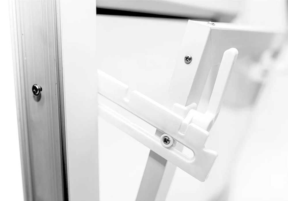 Okno gospodarcze PCV STANDARD Białe 500 x 400 mm do piwnicy NA WYMIAR