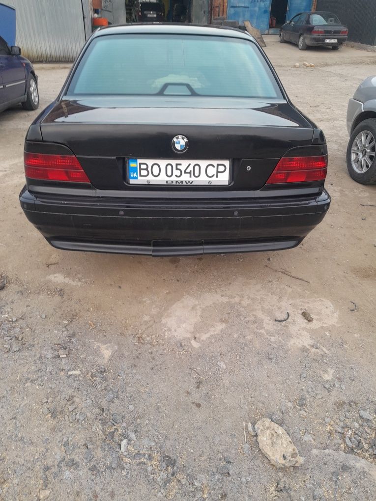 Продам BMW е38 м57 3.0