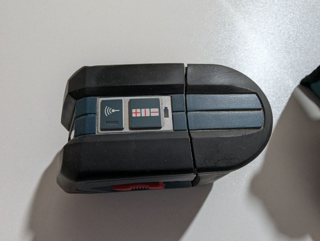 Продам лазерный уровень, нивелир Bosch