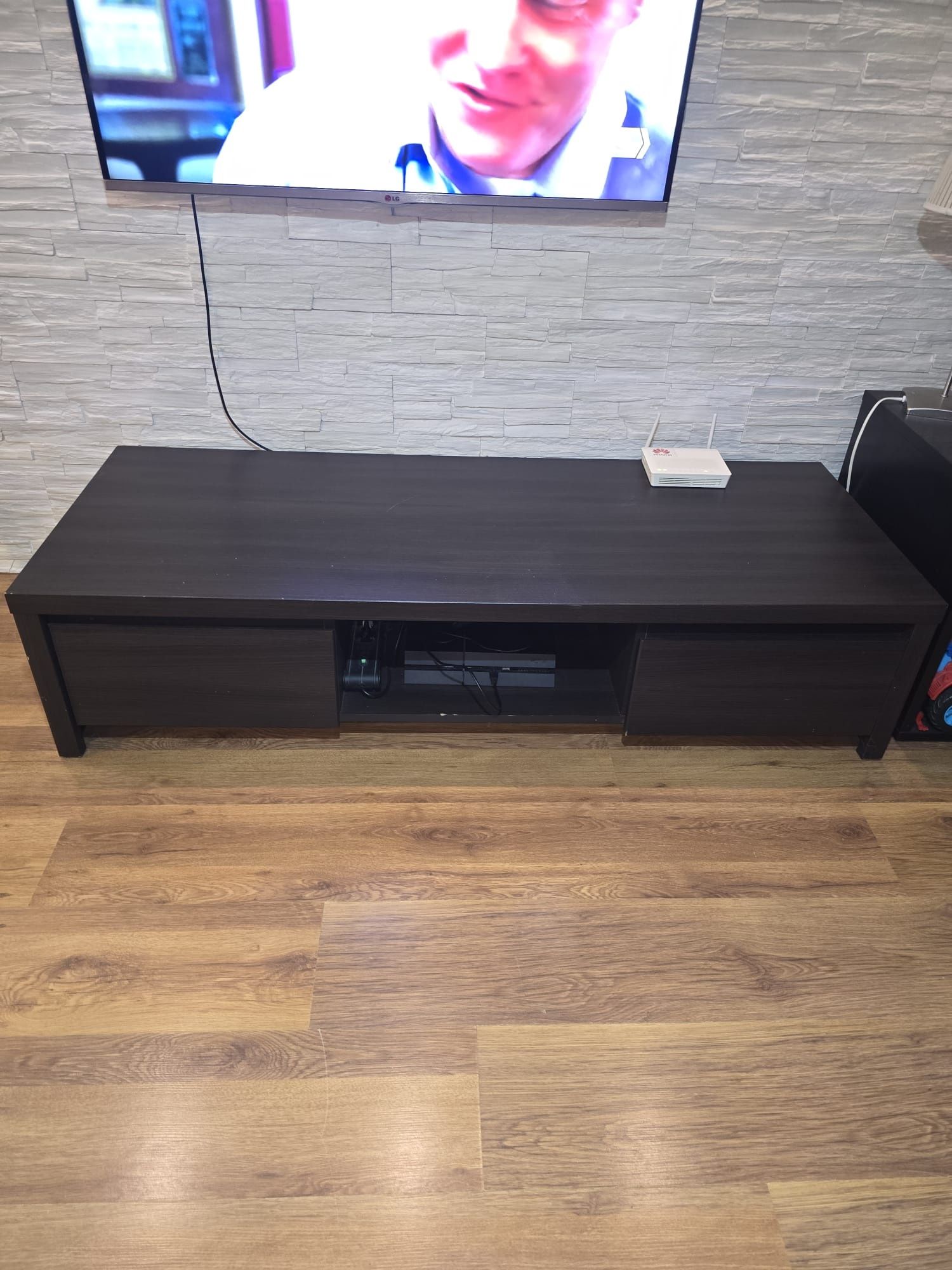 Szafka RTV firmy Black Red White
