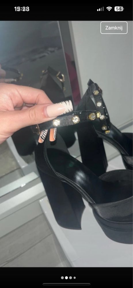 Buty na słupku czarne z kryształkami