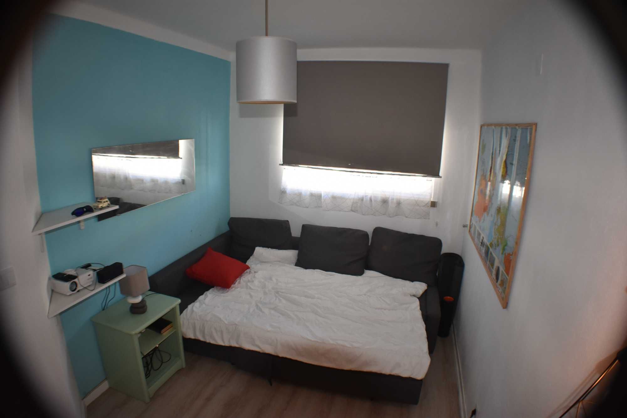 Sofá-cama de canto com arrumação, modelo IKEA FRIHETEN