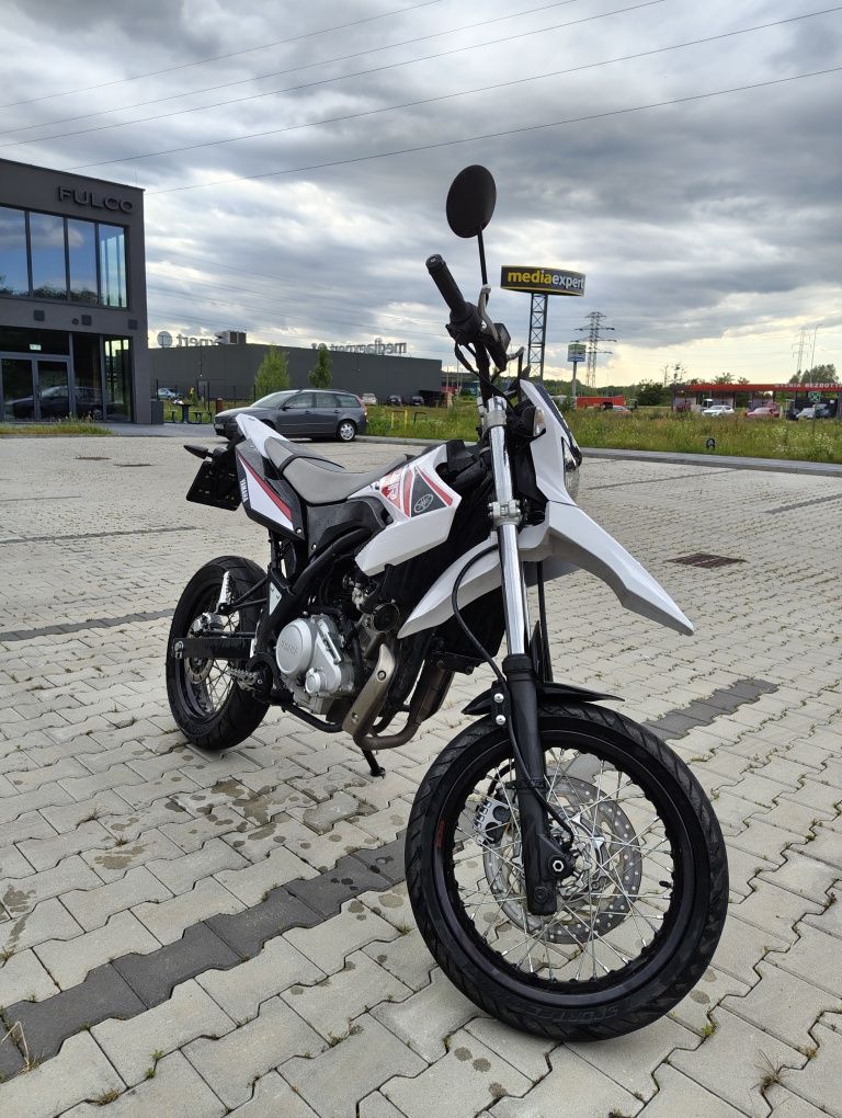Yamaha wr125x 2010r 15.2k przebiegu