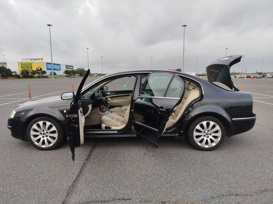 Skoda Superb AUTOMAT, skóry,KLIMA, ksenon, ele. fotele z pamięcią,4x grzane kanapy