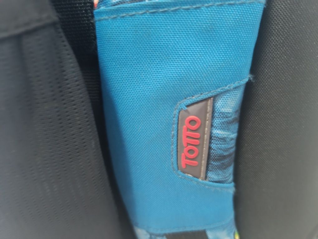 Mochila (Marca Totto)
