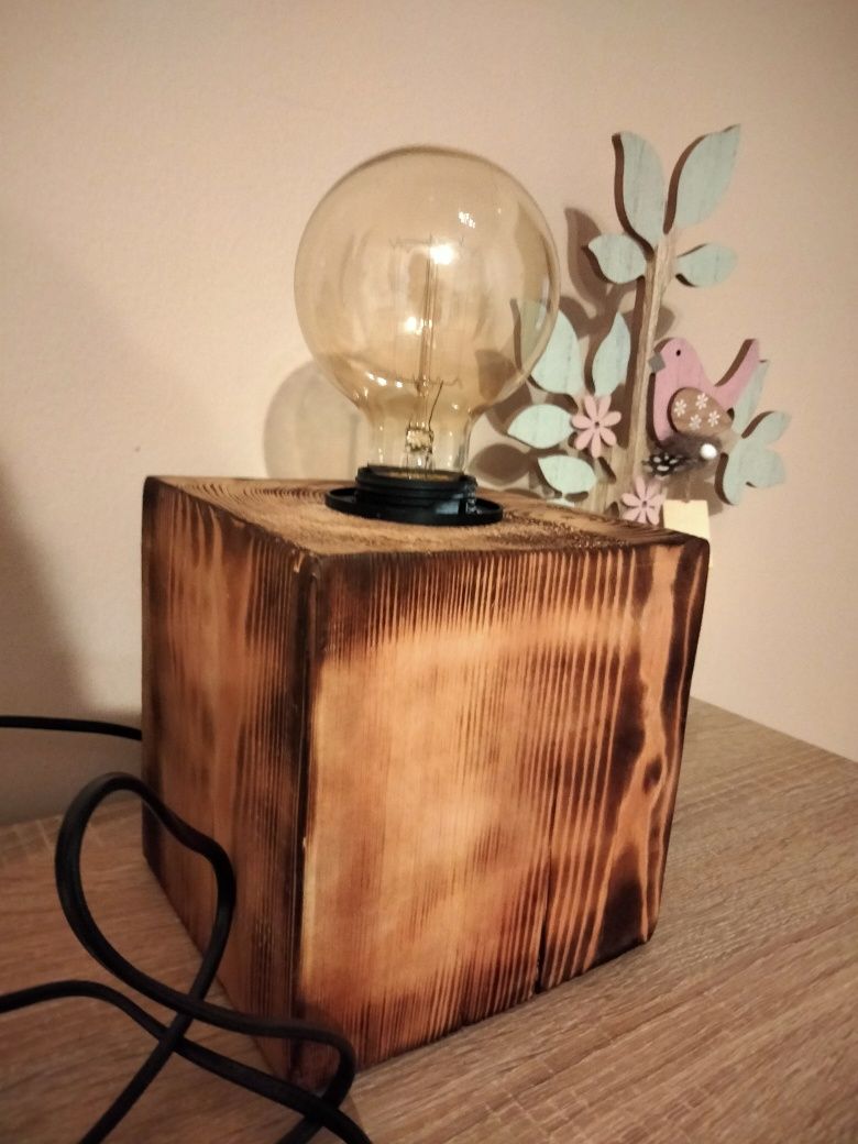 Lampki, lampy drewniane