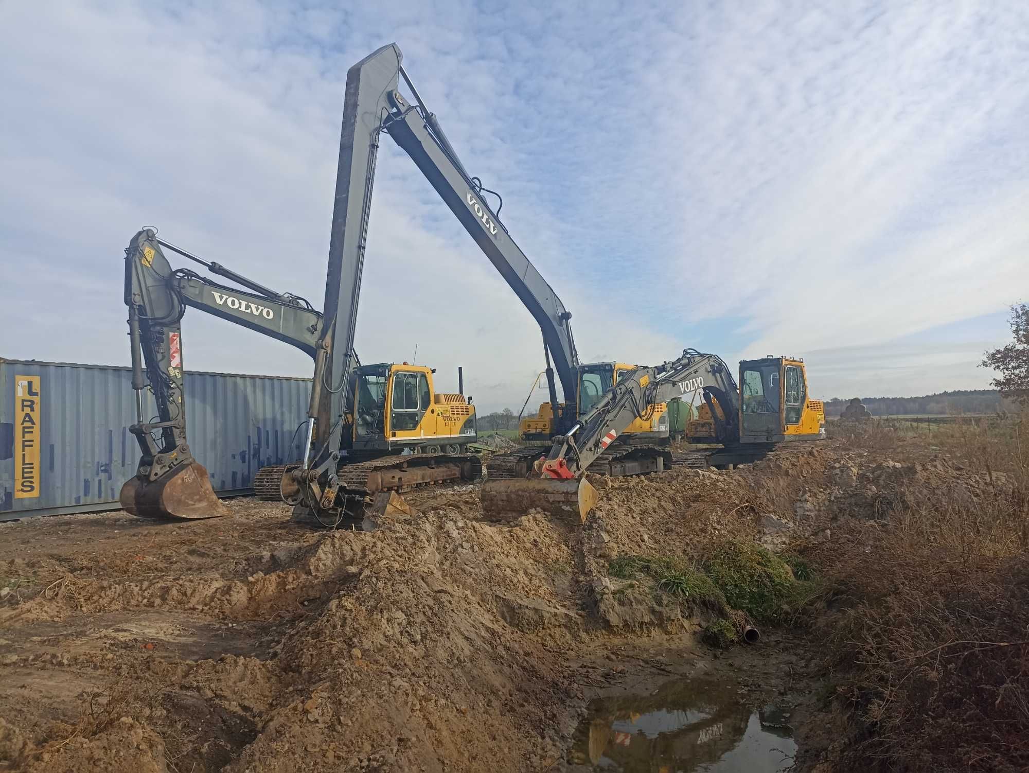 Usługi koparką  14t 24t 27t long