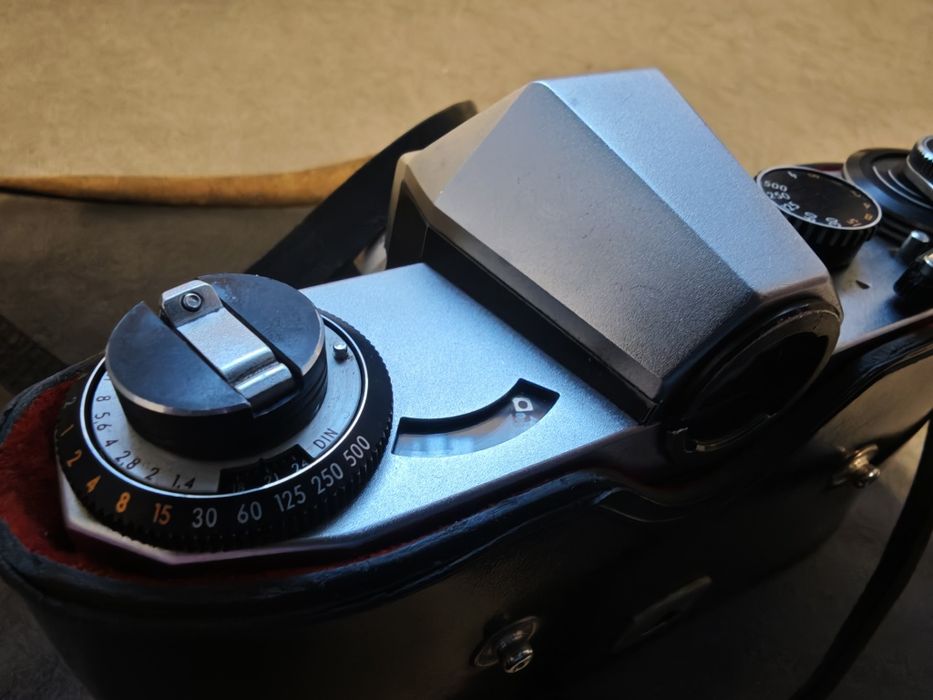 Aparat fotograficzny Praktica PL Nova 1B Carl Zeiss Jena