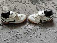 Buty halowe- halówki Nike r.27 Wysyłka olx