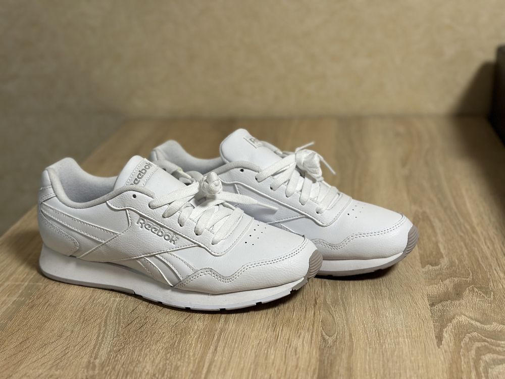 Продам кросівки Reebok