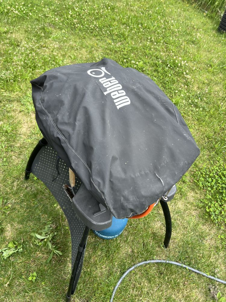 Grill weber Q1000 stand