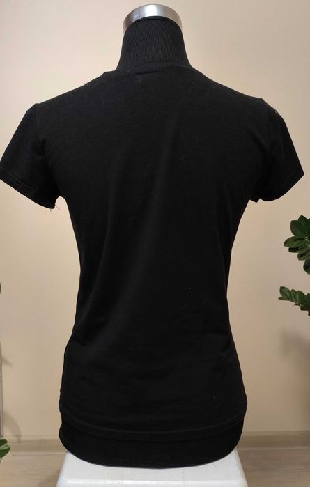 Czarna koszulka damska z krótkim rękawem M/L