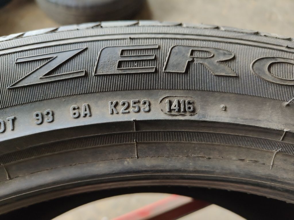 255/45R20 105W Pirelli Scorpion Zero        L650/60C