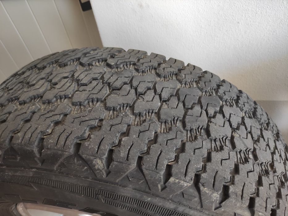Jantes com pneus Jeep Wrangler jk