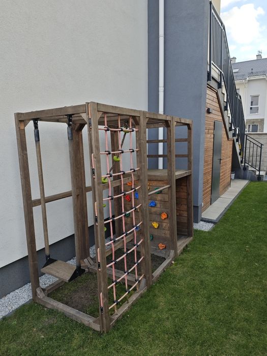 Plac zabaw robiony u stolarza na zamówienie z buczyny