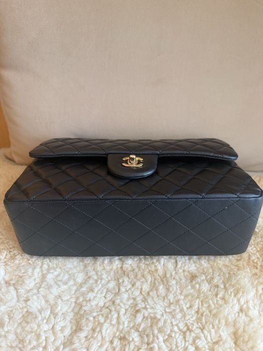 Сумка chanel 30 см.