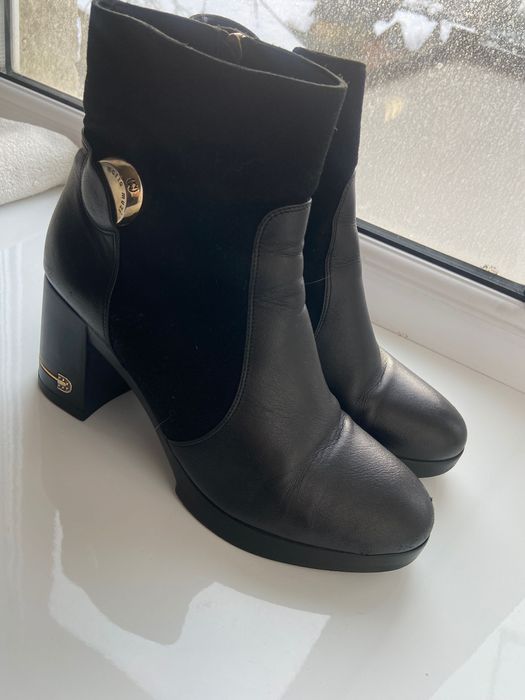 Шкіряні ботильони