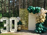 Dekoracje balonowe i kwiatowe