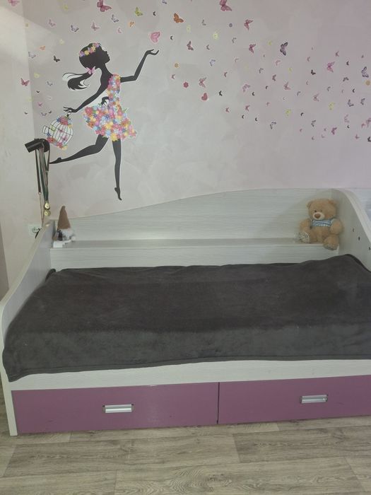 Ліжко з матрацом: 2 ліжка, стіл, підліткове ліжко, кровать