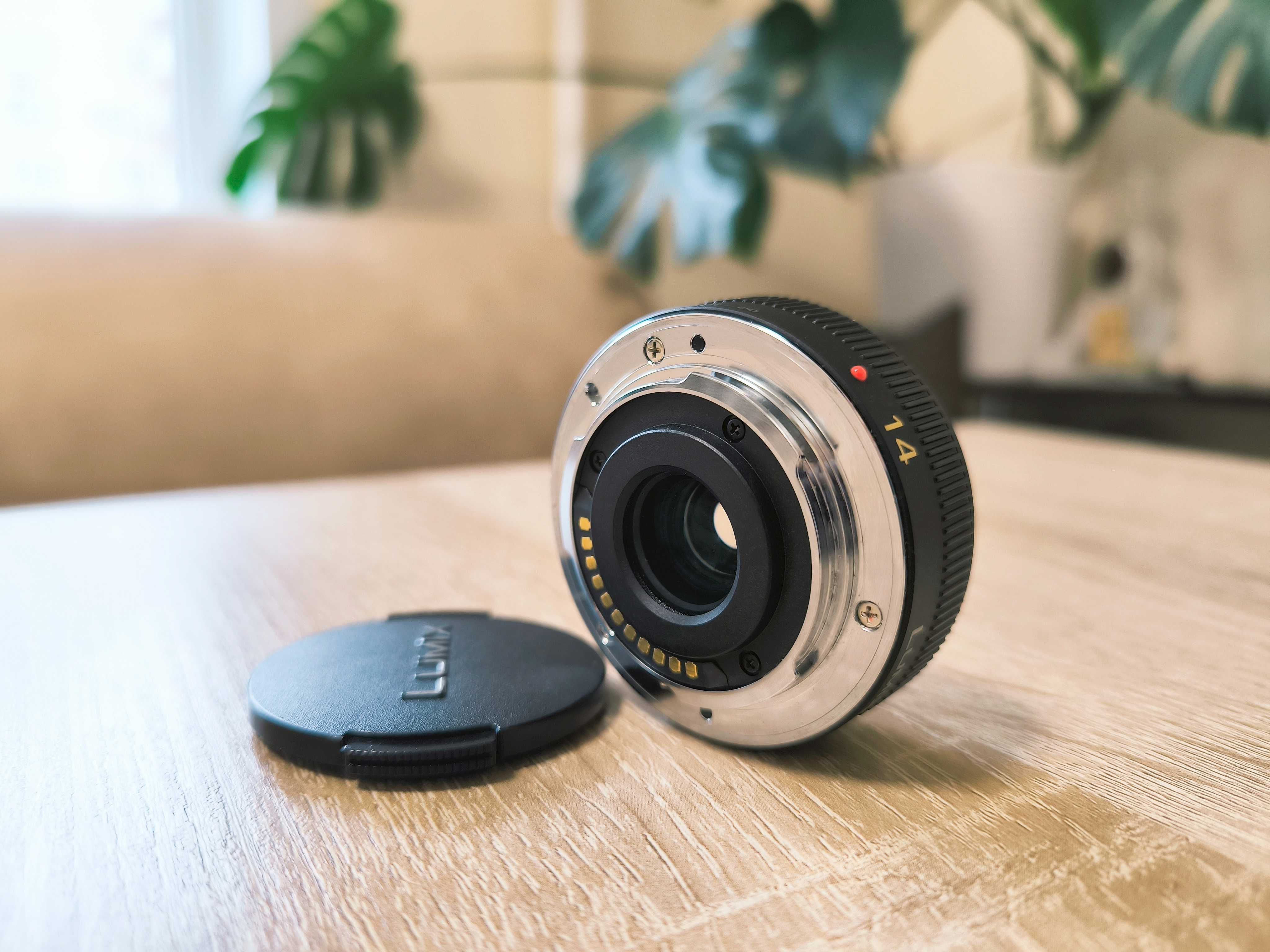 Panasonic Lumix 14 f/2.5 ASPH ! Отличное состояние !