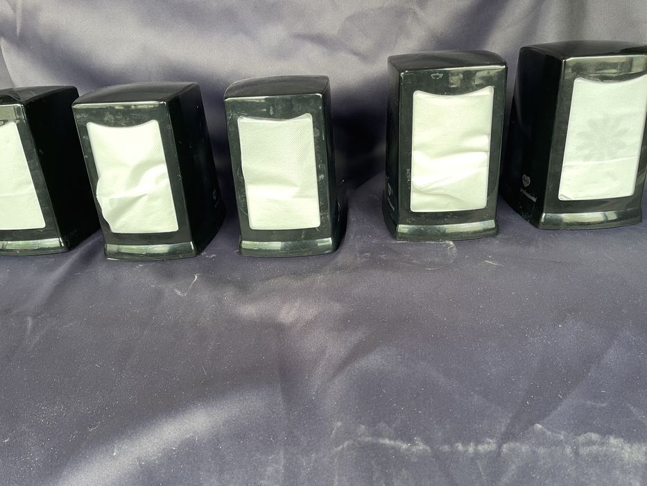 Інвентар барний. Килимки. Чашки. Диспенсери для серветок. Салфетниці